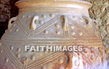 crete, titus, paul, bishop, candia, island, mediterranean sea, acts 2: 11, acts 27: 7-11, titus 1: 5, Knossos, Palace, monoan, capital, Ruin, remains, archaeology, antiquity, artifacts, pot, jar, bishops, islands, palaces, capitals, ruins