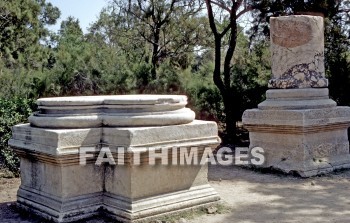 Israel, Ashkelon, Askelon, Ascalon, Canaanite, Philistines, judges 1: 18, judges 14: 19, 2 samuel 1: 20, zephaniah 2: 4, zechariah 9: 5, archaeology, artifacts, antiquity, Ruin, remains, column, Roman, Greek, ruins, columns, Romans, greeks