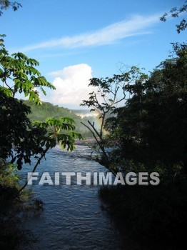 river, arc, colored, light, sky, refraction, sun's, ray, rain, spectral, color, red, orange, yellow, green, blue, indigo, violet, graded, display, prism, waterfall, Iguazu, fall, Argentina, rivers