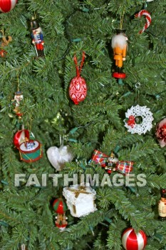 ornament, ball, Christmas, christian, feast, birth, Jesus, december, incarnation, Christ, mass, gift, Celebrate, greeting, hospitality, family, Love, friend, holiday, ornaments, balls, christmases, Christians, feasts, decembers, masses