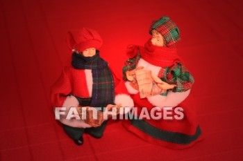 caroler, Song, Praise, joy, singing, joyous, Christmas, christian, feast, birth, Jesus, december, incarnation, Christ, mass, gift, Celebrate, greeting, hospitality, family, Love, friend, holiday, songs, praises, Joys