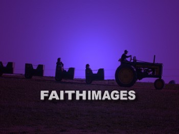 Thanksgiving, tractor, farm, farming, giving, thanks, thankful, God, public, celebration, holiday, acknowledgment, divine, favor, kindness, grateful, gratitude, family, friend, Blessing, consecration, favor, grace, Praise, fall, harvest