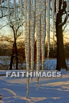 icicle, tapering, spike, ice, formed, freezing, dripping, Falling, water, winter, coldest, season, cold, coldness, Frozen, freeze, Precipitation, white, translucent, crystal, soft, flakes.snow, flake, vapor, watery, particle