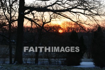 sunset, sundown, evening, eventide, eve, winter, coldest, season, cold, coldness, Frozen, freeze, Precipitation, white, translucent, ice, crystal, soft, white, flakes.snow, flake, vapor, watery, particle, Falling, Beautiful