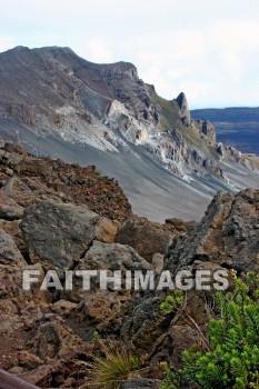 pu'u 'ula'ula summit, crater, caldera, extinct volcano, haleakala national park, maui, hawaii, craters