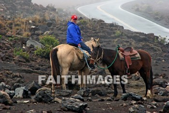 horse, rider, horseman, pu'u 'ula'ula summit, crater, caldera, extinct volcano, haleakala national park, maui, hawaii, horses, riders, horsemen, craters