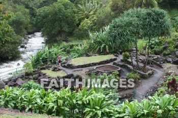 park near iao needle, cinder cone, pinnacle, iao valley, maui, hawaii, pinnacles