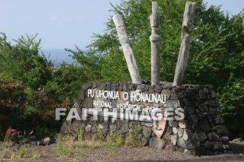 sign, pu'uhonua o honaunau national historical park, kona, island of hawaii, hawaii, signs