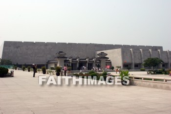 museum with terracota warriors, xian, china