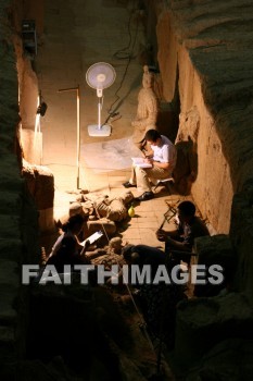 archaeologists, terracota warriors, guard, 2200 years old, 7000 figures, xian, china, guards