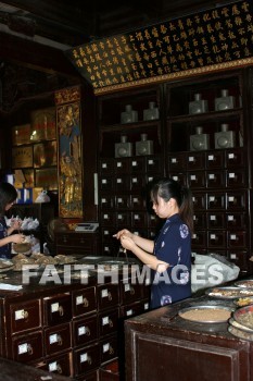 medicine, prescription, preparing prescription, hu qing yu tang medicine shop, pharmacy, hangzhou, china, medicines, prescriptions, pharmacies