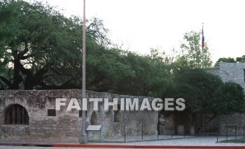 long barrack, alamo, san antonio de valero, san antonio, franciscan, spanish, mission, catholic, coahuiltecan, cottonwood, fray antonio de olivares, davy crockett, jim bowie, william travis, james bonham, santa anna, susanna dickinsin, missions, catholics, cottonwoods