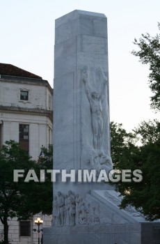 memorial, alamo, san antonio de valero, san antonio, franciscan, spanish, mission, catholic, coahuiltecan, cottonwood, fray antonio de olivares, davy crockett, jim bowie, william travis, james bonham, santa anna, susanna dickinsin, memorials, missions, catholics, cottonwoods