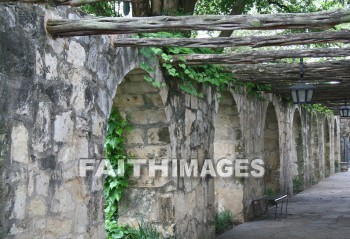 alamo, san antonio de valero, san antonio, franciscan, spanish, mission, catholic, coahuiltecan, cottonwood, fray antonio de olivares, davy crockett, jim bowie, william travis, james bonham, santa anna, susanna dickinsin, missions, catholics, cottonwoods